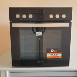 Комплект фурна за вграждане с плот BAUKNECHT Heko Black Tango HI5 EP8VS2 ES, 65 л. , пиролиза