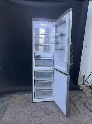 Хладилник с фризер Samsung RL36R8739S9/EG, No Frost