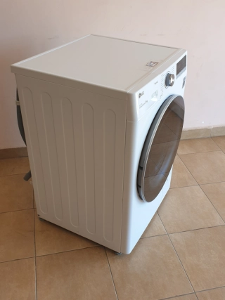 Пералня LG F4WV708P1E, 8 кг, 1400 об./мин.