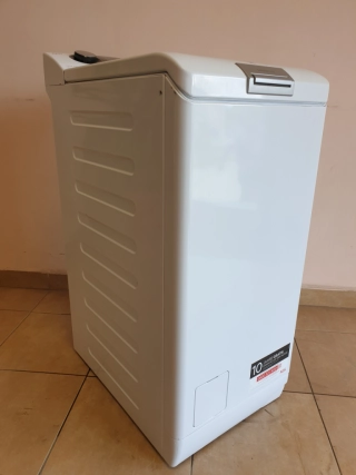 Пералня с горно зареждане AEG L7TB37STL, 7 кг/1300 об./мин.