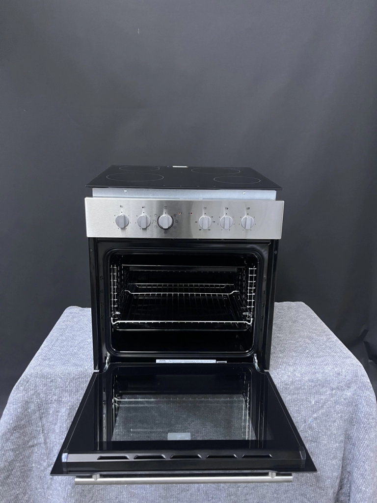 Комплект фурна + стъклокерамичен плот Hanseatic 65C40C1 E11B04A/MC HF605AG2